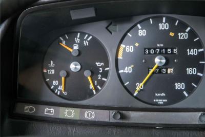 1980 Mercedes - Benz 300d w123