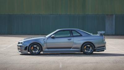 2002 Nissan Skyline GT-R CRS by NISMO