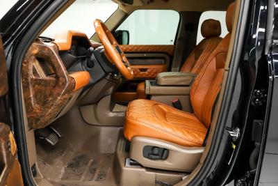 2020 Land Rover Defender Dolus