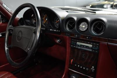 1988 Mercedes - Benz 560 SL