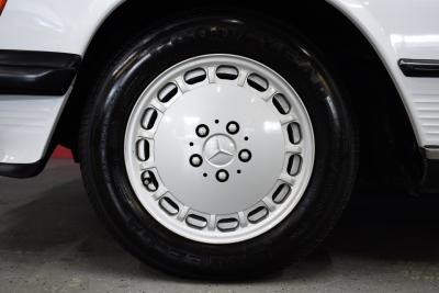 1988 Mercedes - Benz 560 SL