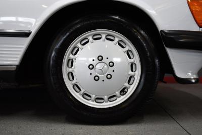 1988 Mercedes - Benz 560 SL