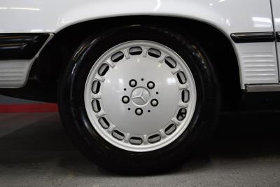 1988 Mercedes - Benz 560 SL