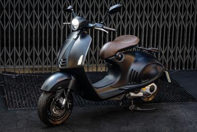 2016 PIAGGIO Vespa 946
