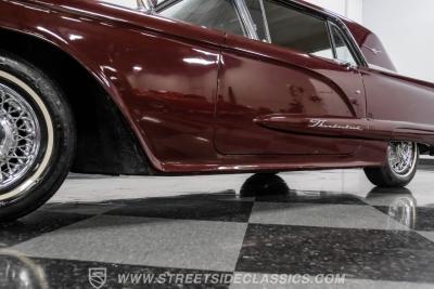1960 Ford Thunderbird