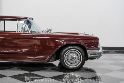 1960 Ford Thunderbird