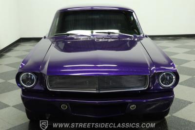 1966 Ford Mustang Restomod