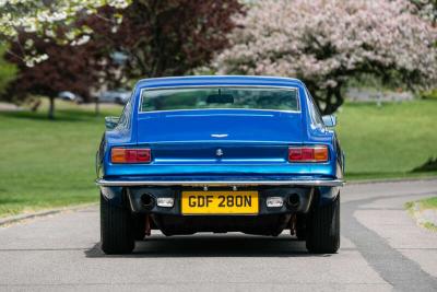 1974 Aston Martin V8 SERIES 3