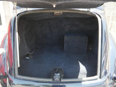 1937 Ford Deluxe Humpback 2-Door Sedan