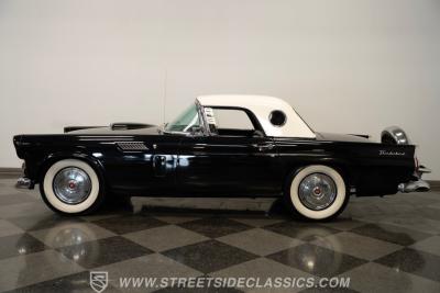 1956 Ford Thunderbird