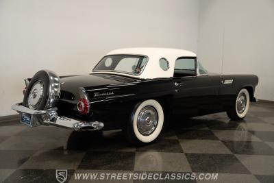 1956 Ford Thunderbird