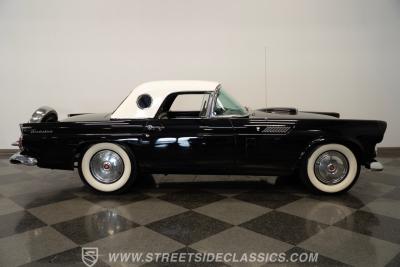 1956 Ford Thunderbird