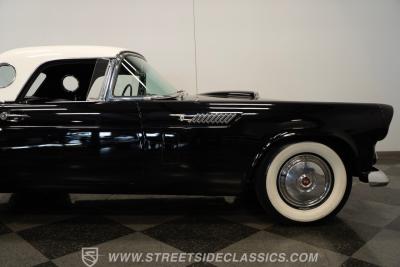 1956 Ford Thunderbird