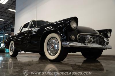 1956 Ford Thunderbird