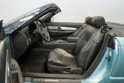 2002 Ford Thunderbird