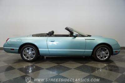 2002 Ford Thunderbird