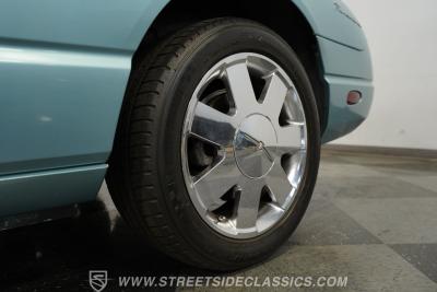 2002 Ford Thunderbird