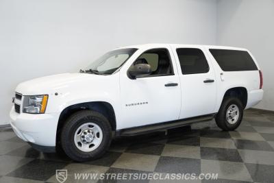 2013 Chevrolet Suburban 2500 4X4