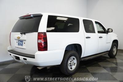 2013 Chevrolet Suburban 2500 4X4