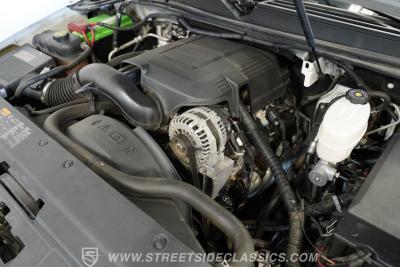 2013 Chevrolet Suburban 2500 4X4