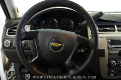 2013 Chevrolet Suburban 2500 4X4