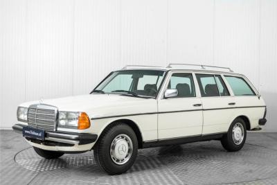 1984 Mercedes - Benz 230TE
