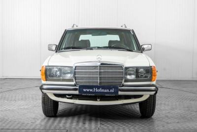 1984 Mercedes - Benz 230TE