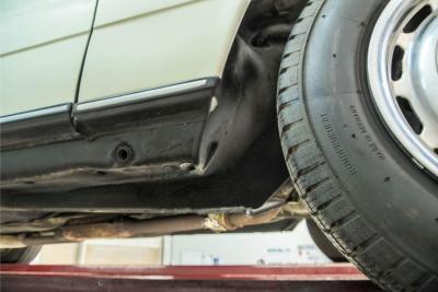 1984 Mercedes - Benz 230TE