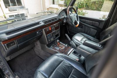 2000 Mercedes - Benz G500