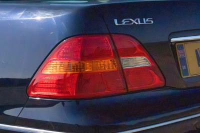 2002 Lexus LS430