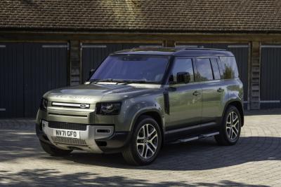 2022 Land Rover Defender 110 D300 HSE