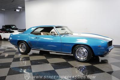 1969 Chevrolet Camaro RS/SS Restomod Tribute