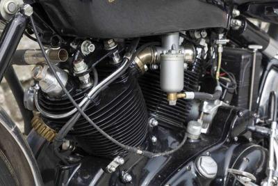 1951 VINCENT SERIES C BLACK SHADOW