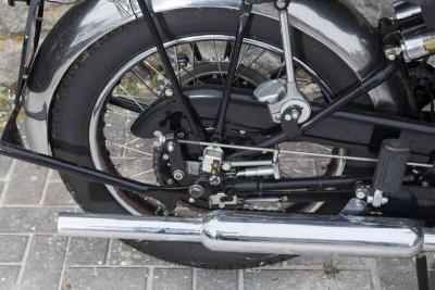 1951 VINCENT SERIES C BLACK SHADOW