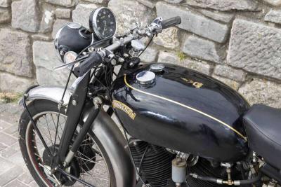 1952 VINCENT SERIES C BLACK SHADOW