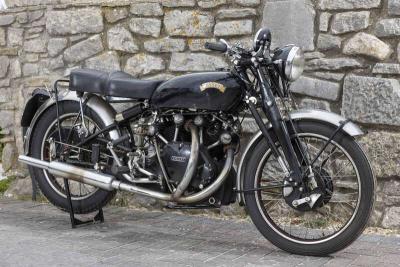 1952 VINCENT SERIES C BLACK SHADOW