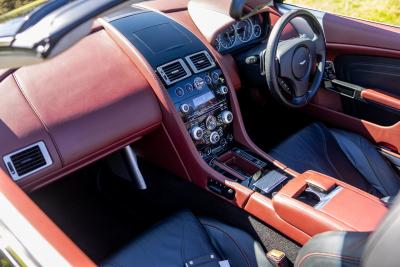 2011 Aston Martin DBS Volante