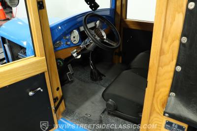 1928 Ford Woody Wagon