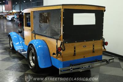 1928 Ford Woody Wagon