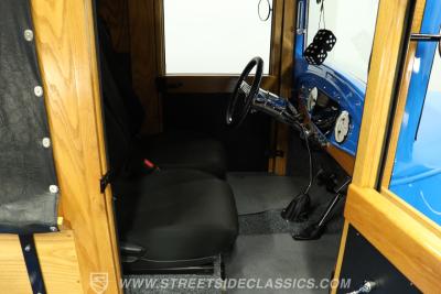 1928 Ford Woody Wagon