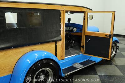 1928 Ford Woody Wagon