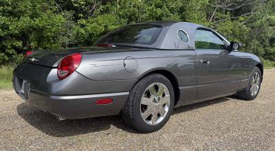 2003 Ford Thunderbird