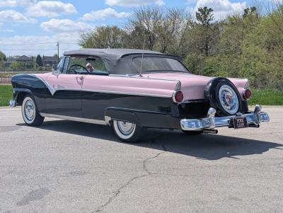 1955 Ford Sunliner Convertible