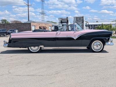 1955 Ford Sunliner Convertible