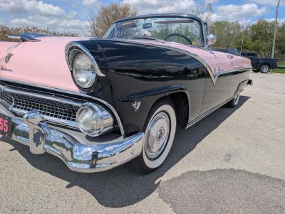 1955 Ford Sunliner Convertible