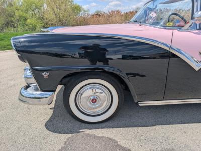 1955 Ford Sunliner Convertible