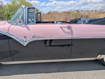 1955 Ford Sunliner Convertible