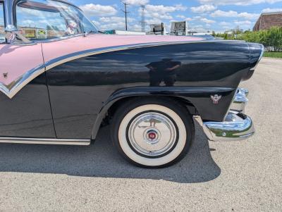 1955 Ford Sunliner Convertible