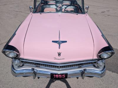 1955 Ford Sunliner Convertible