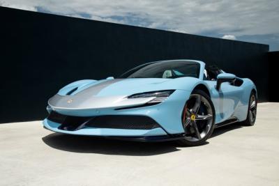 2025 Ferrari SF90 SPIDER